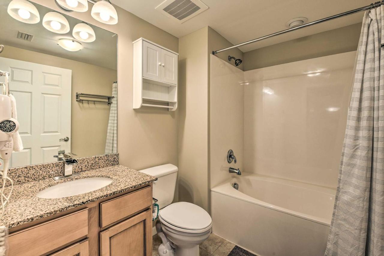 Modern With Balcony - Walk To Beach! Apartment Destin