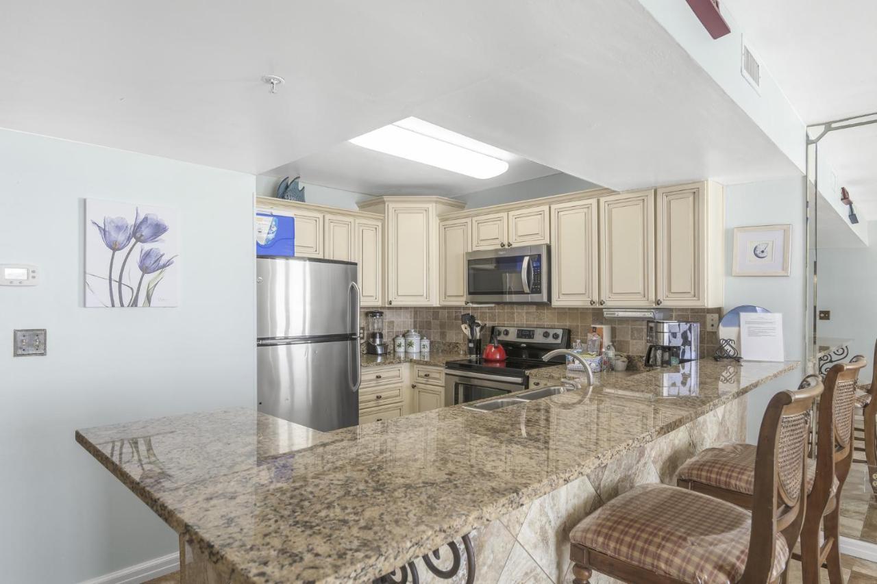 Front 18th Flr, Ocean View, New Upgrades Apartment *