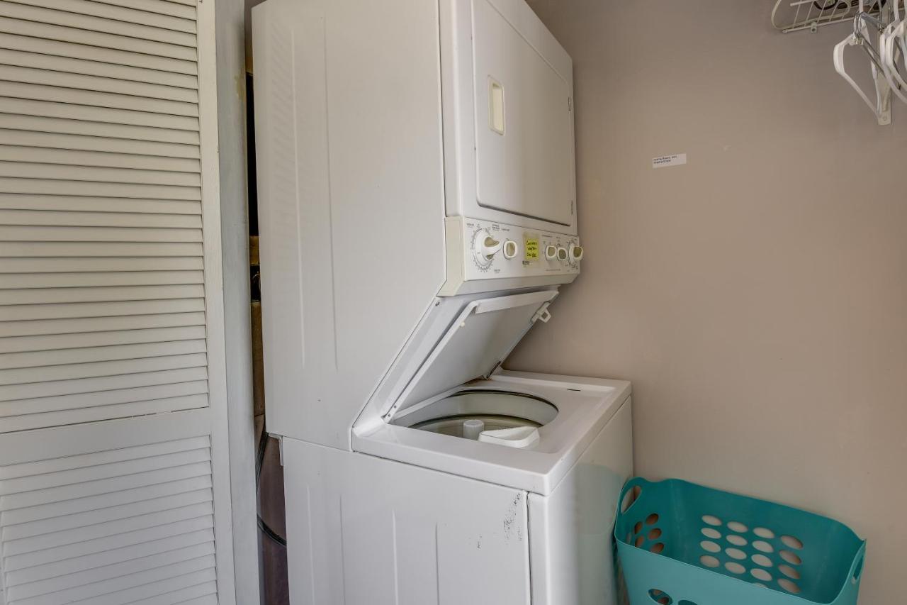 Canalfront With Pool - Walk To Beach! * Destin
