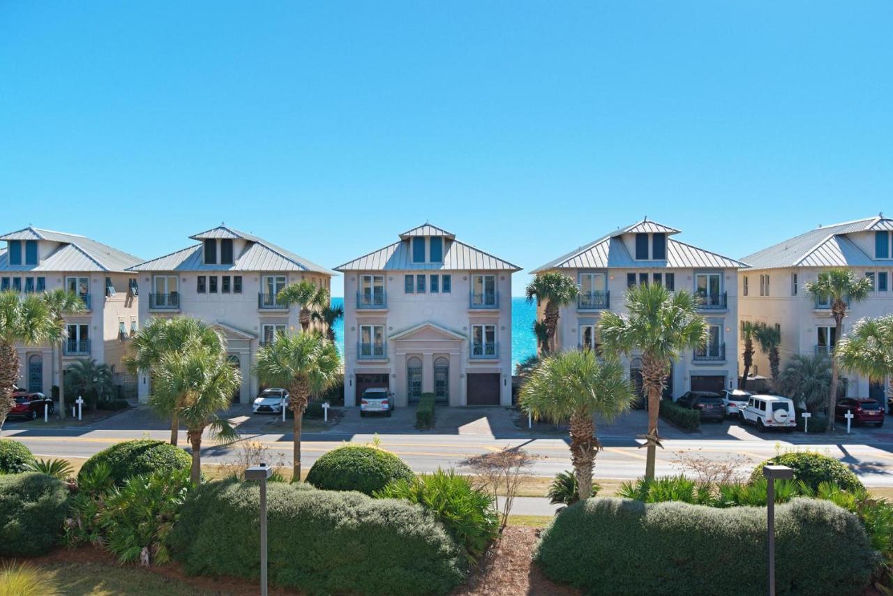 Emerald Waters 305 Holiday home Destin