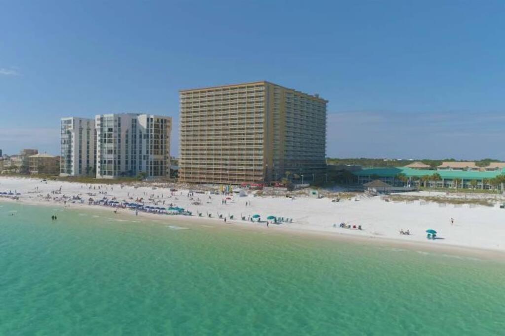 Pelican Resort-walkout Unit-on The Destin