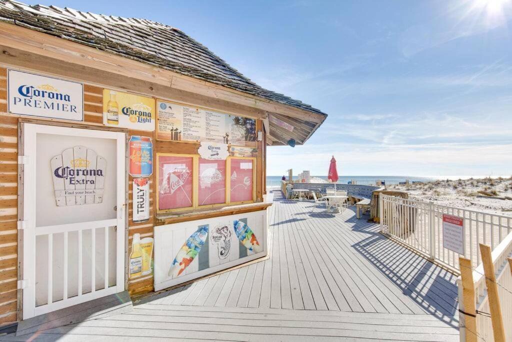 Apartment Pelican Resort-walkout Unit-on The