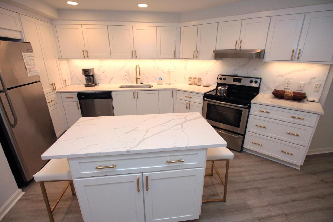 Holiday home Sleeps 8 - Renovated Beachfront At Westwinds, Sandestin With Gulf Views, Private Access