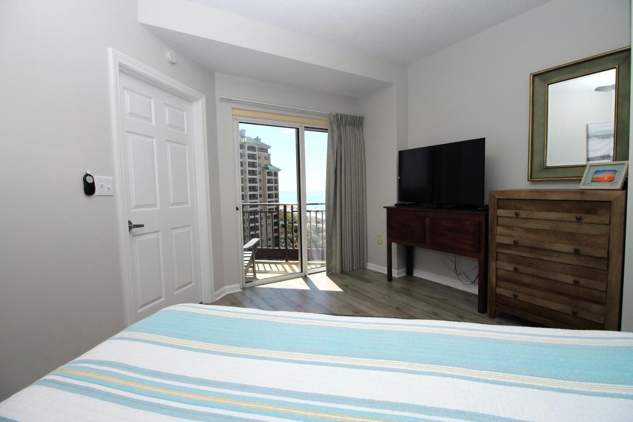 Holiday home Sleeps 8! Newly Remodeled Beachfront 10th Floor Gulf Views At Westwinds In Sandestin