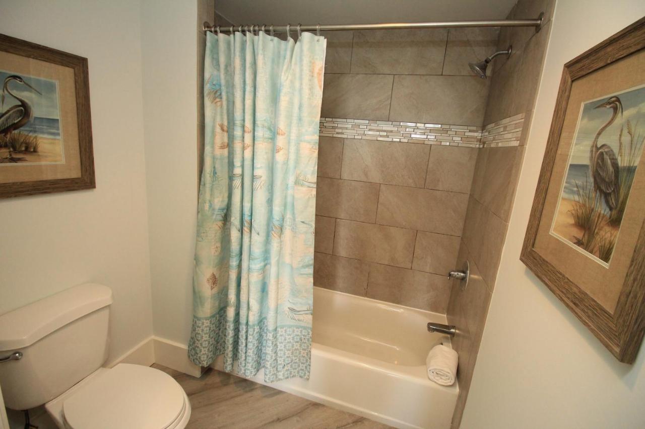 Sleeps 8 - Renovated Beachfront At Westwinds, Sandestin With Gulf Views, Private Access