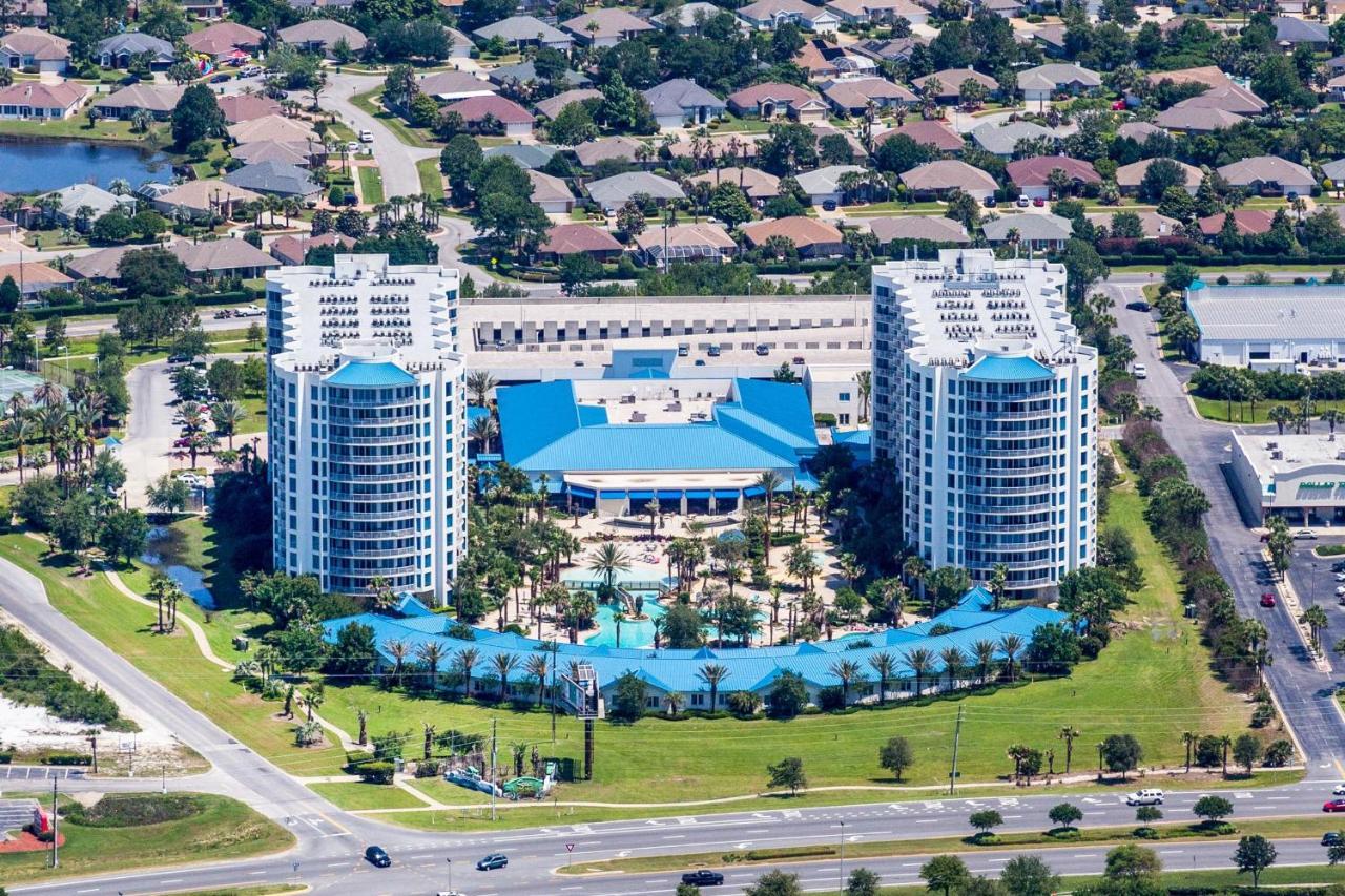 Palms #2605 Jr 2br