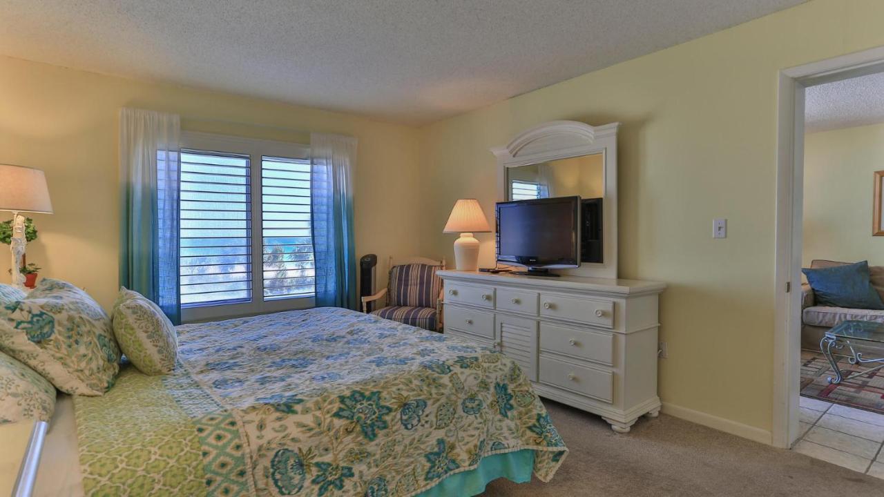 Holiday home On The Gulf 302 - Perfect Location For A Family Getaway *