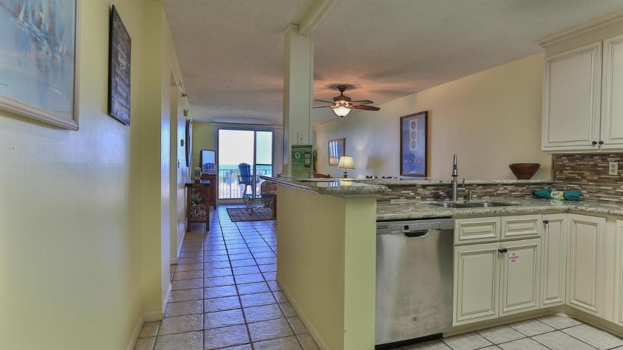 On The Gulf 302 - Perfect Location For A Family Getaway