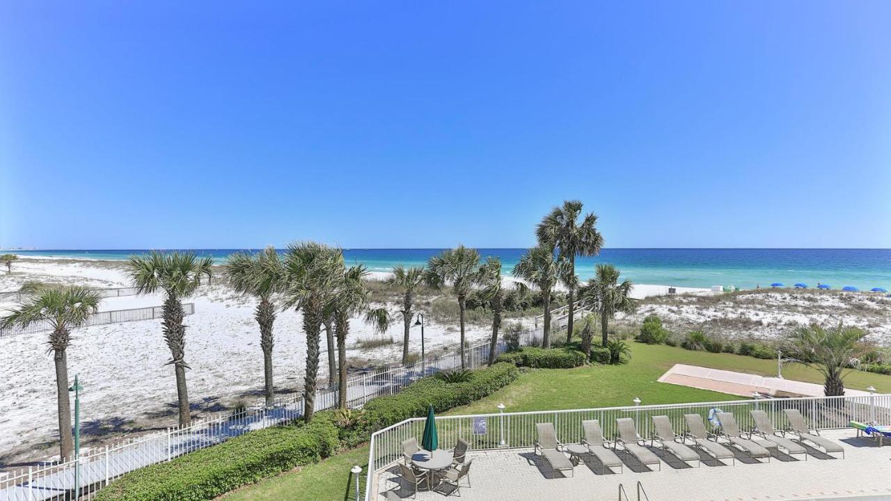 Holiday home On The Gulf 302 - Perfect Location For A Family Getaway Destin