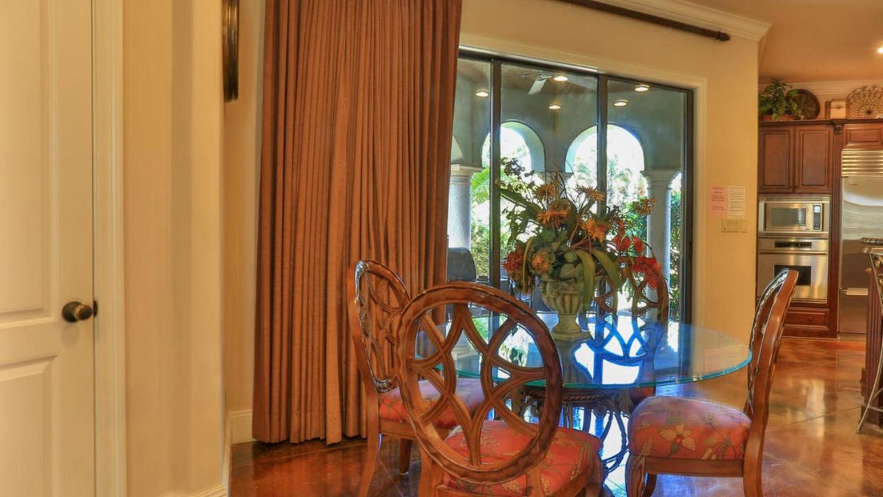 Monaco - Easy Access Dogs Welcome Gated Community Large Pool Holiday home Destin