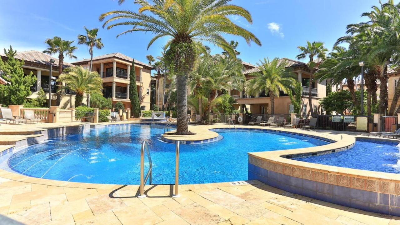 Monaco - Easy Access Dogs Welcome Gated Community Large Pool Holiday home