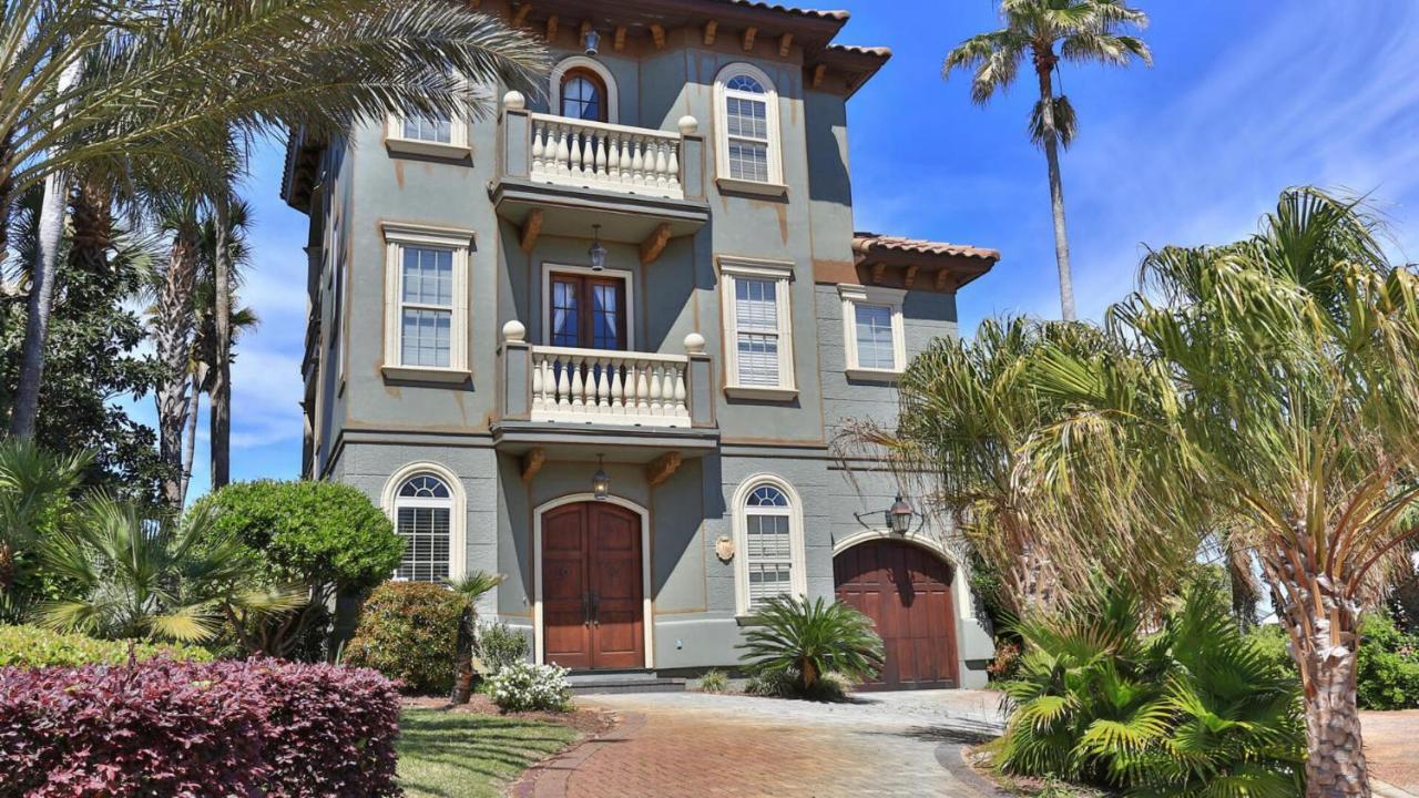 Monaco - Easy Access Dogs Welcome Gated Community Large Pool *