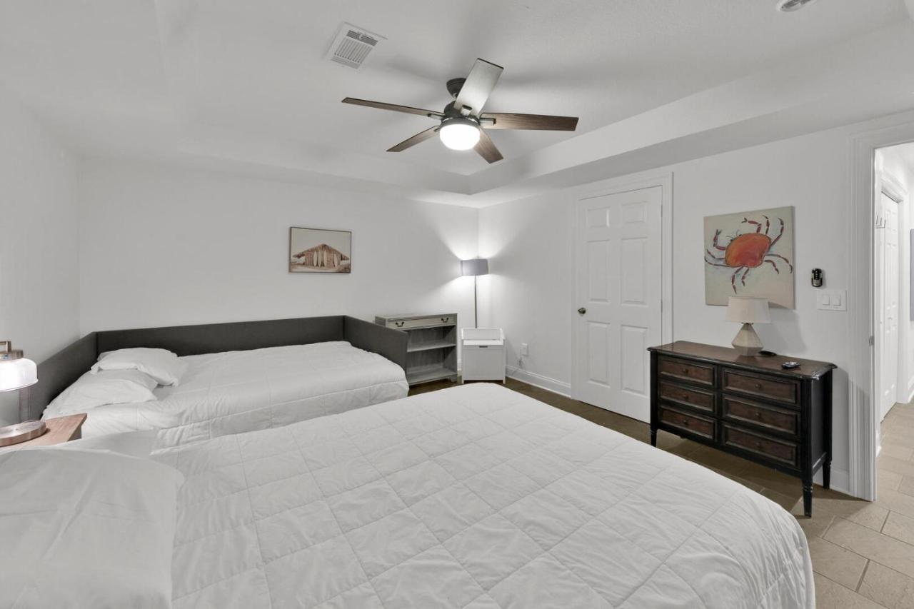 Aegean 104 - Updated Aegean Gulf Front Holiday home *