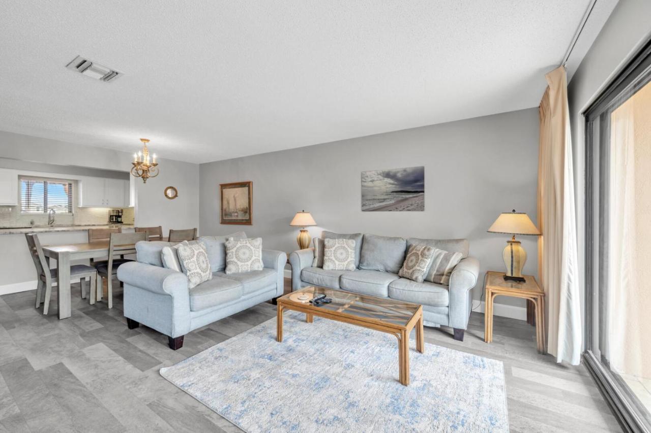 Aegean 212 - Beautiful Updated 2 Bedroom 2 Bath In The Heart Of Holiday home Destin