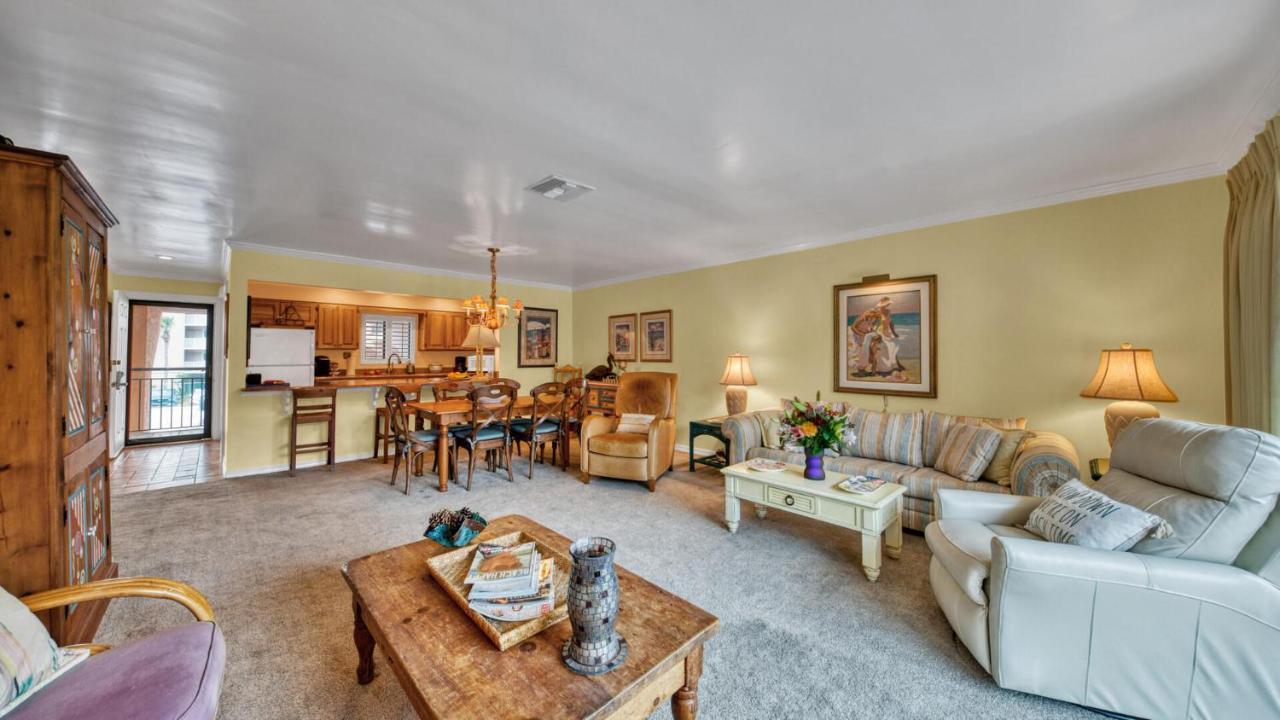 Aegean 215 - Beautiful Beachfront Lots Of On Site Activities Destin