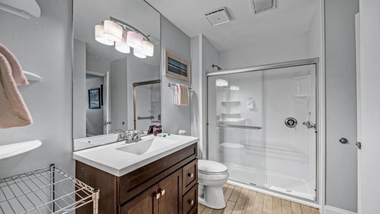 Crystal 12b - Updated 2 Bedroom With Loft Front In The Heart Of