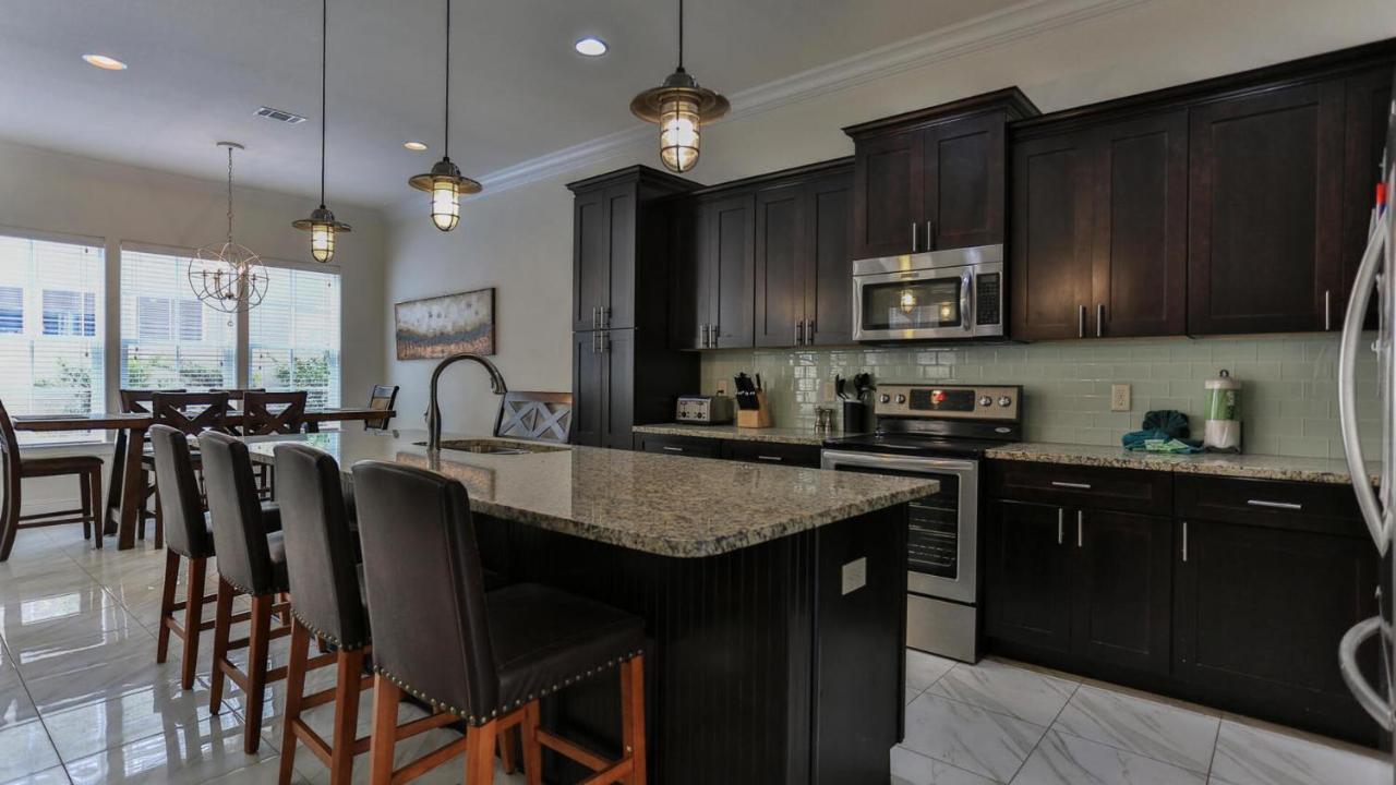 Playa Blanca - Steps To The Sleeps 14 Has Community Pool * Destin
