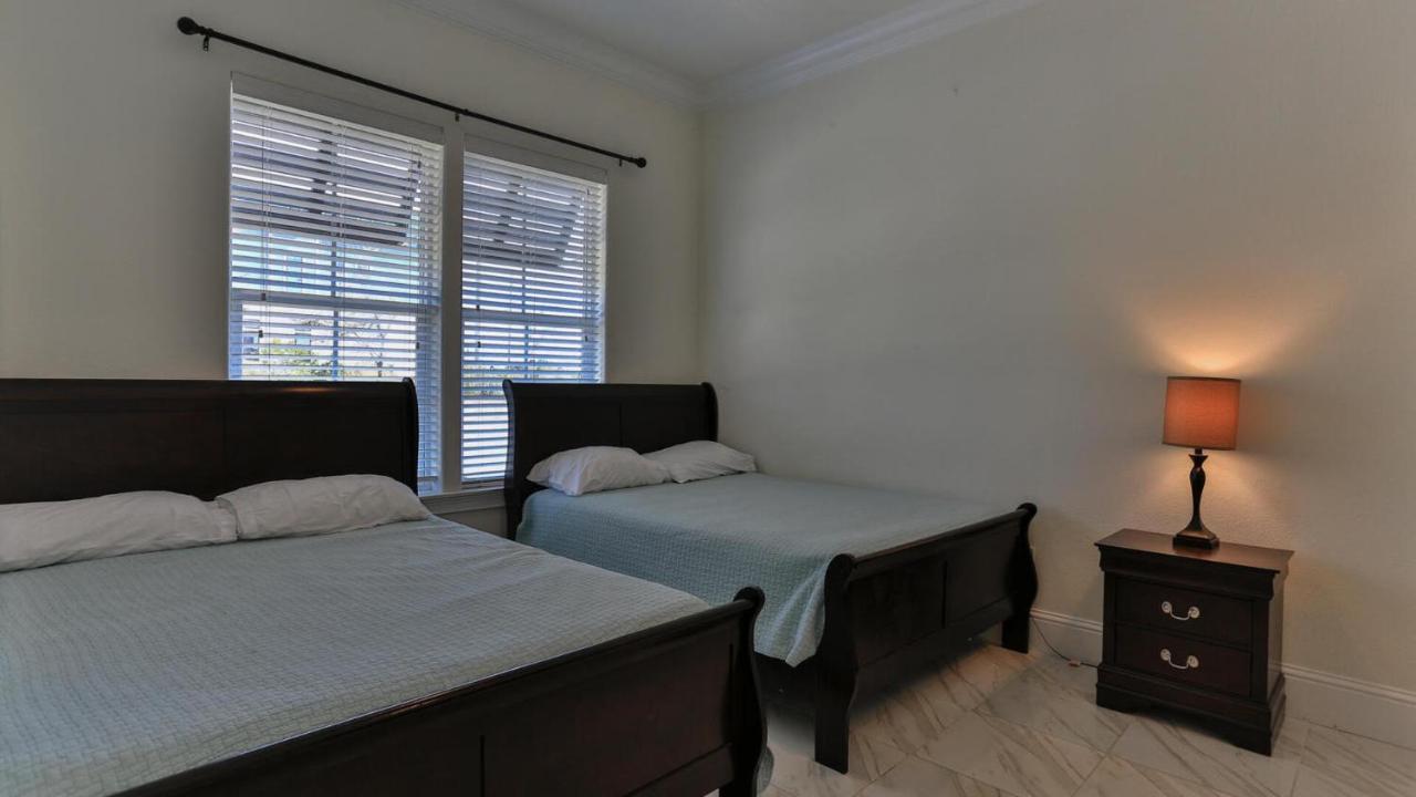 Holiday home Playa Blanca - Steps To The Sleeps 14 Has Community Pool Destin