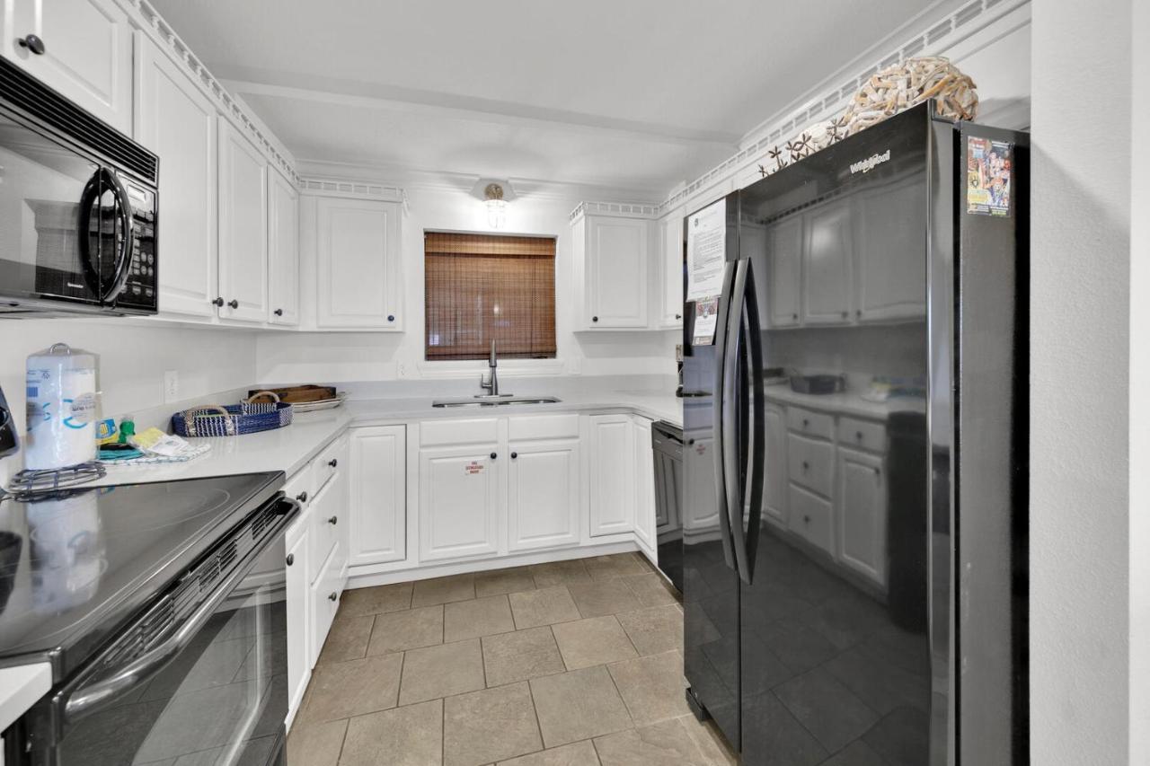 Aegean 104 - Updated Aegean Gulf Front Holiday home *