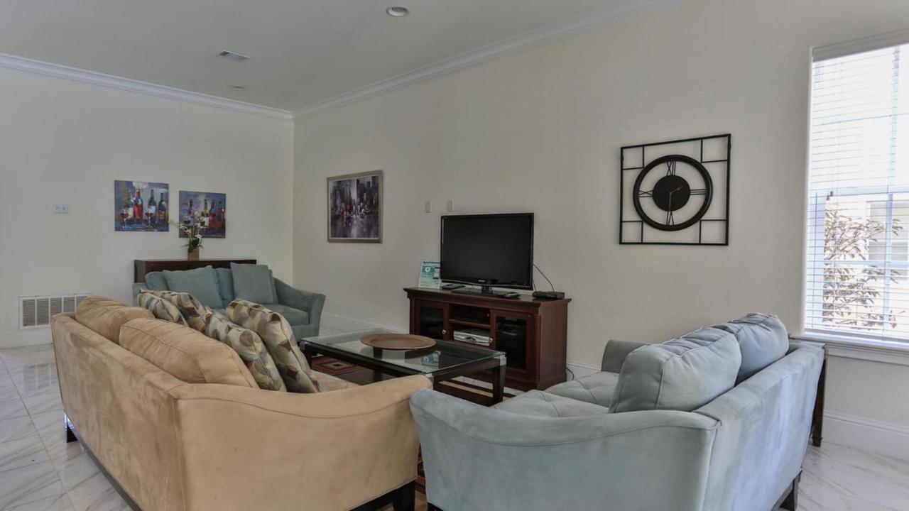 Holiday home Playa Blanca - Steps To The Sleeps 14 Has Community Pool Destin