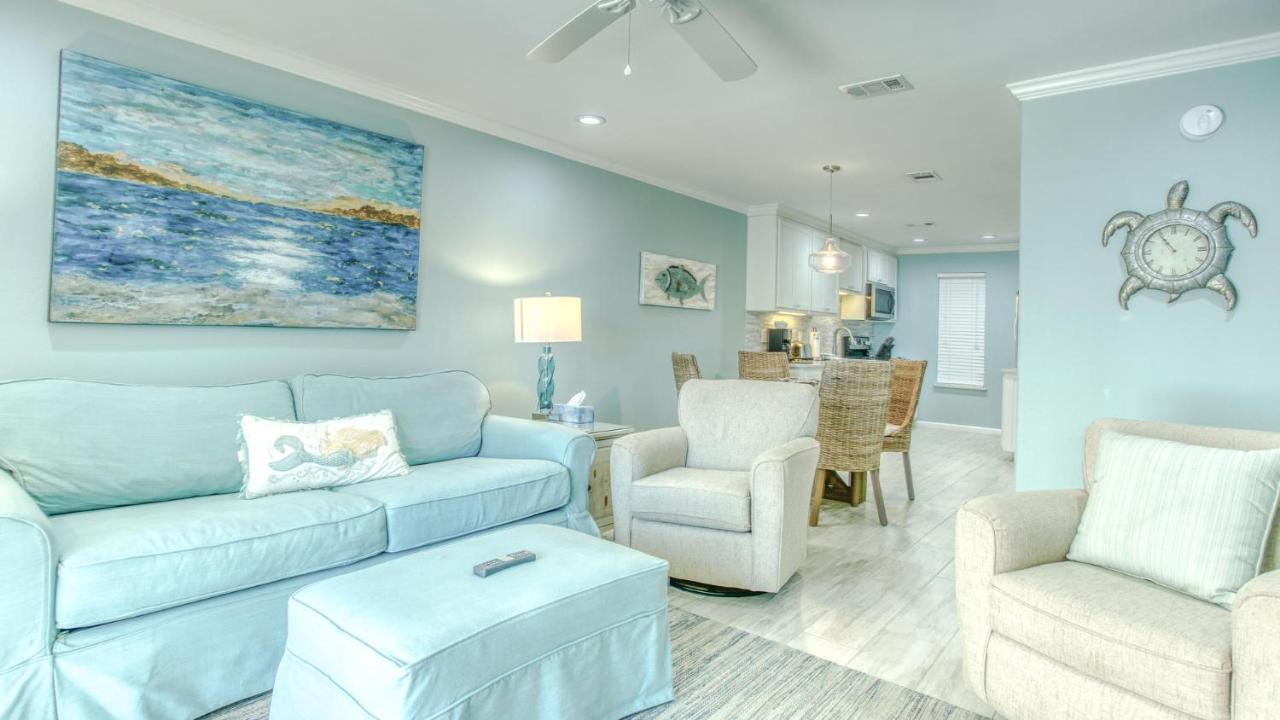 Poolside 106 - Updated Beachfront On Isle In Holiday home *