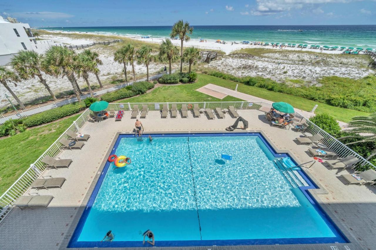 Is A Beautiful Front With A Great View Of The Gulf Destin