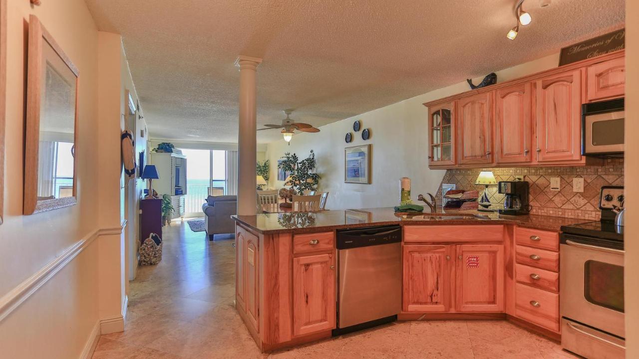 On The Gulf 606 - 2 Bedroom Updated Gulf Front Destin