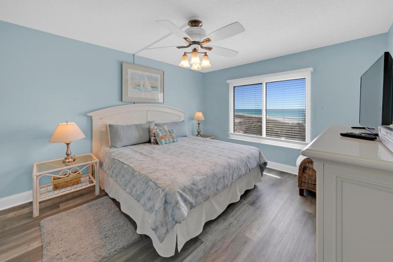On The Gulf 404 - Amazing Views Just Steps Away From The * Destin