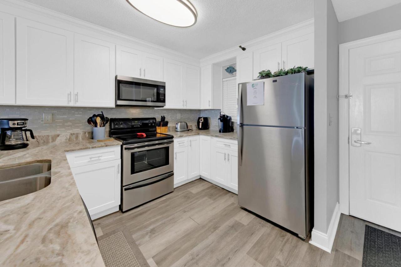 Holiday home On The Gulf 404 - Amazing Views Just Steps Away From The Destin