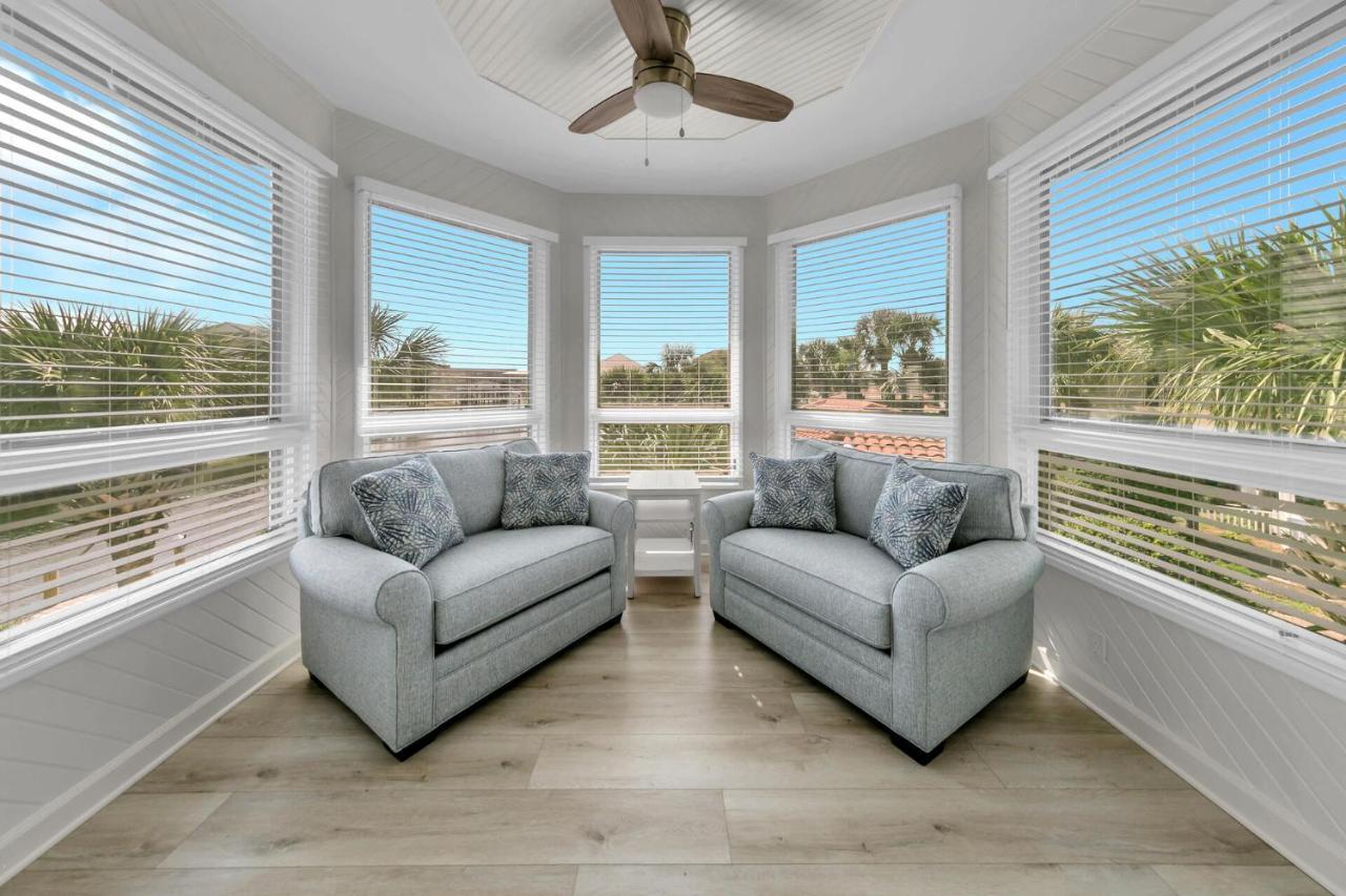 Aqua Bella - Boater's Delight On Isle