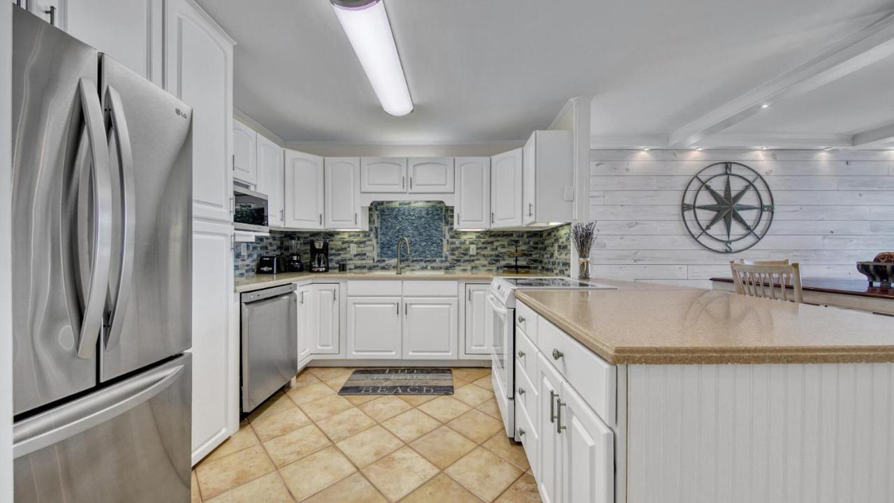 Dolphin Point 502b - 2br On Isle With Harbor View Holiday home *
