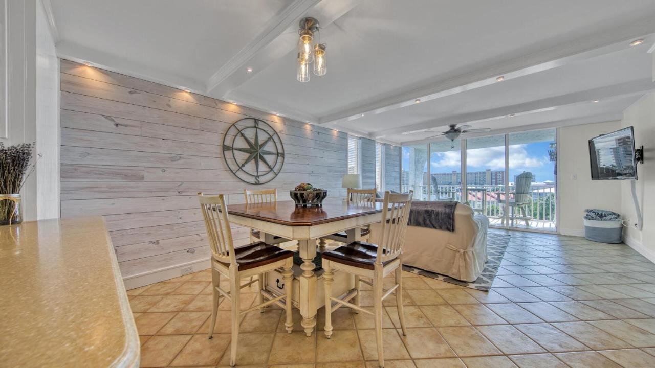 Dolphin Point 502b - 2br On Isle With Harbor View Holiday home Destin