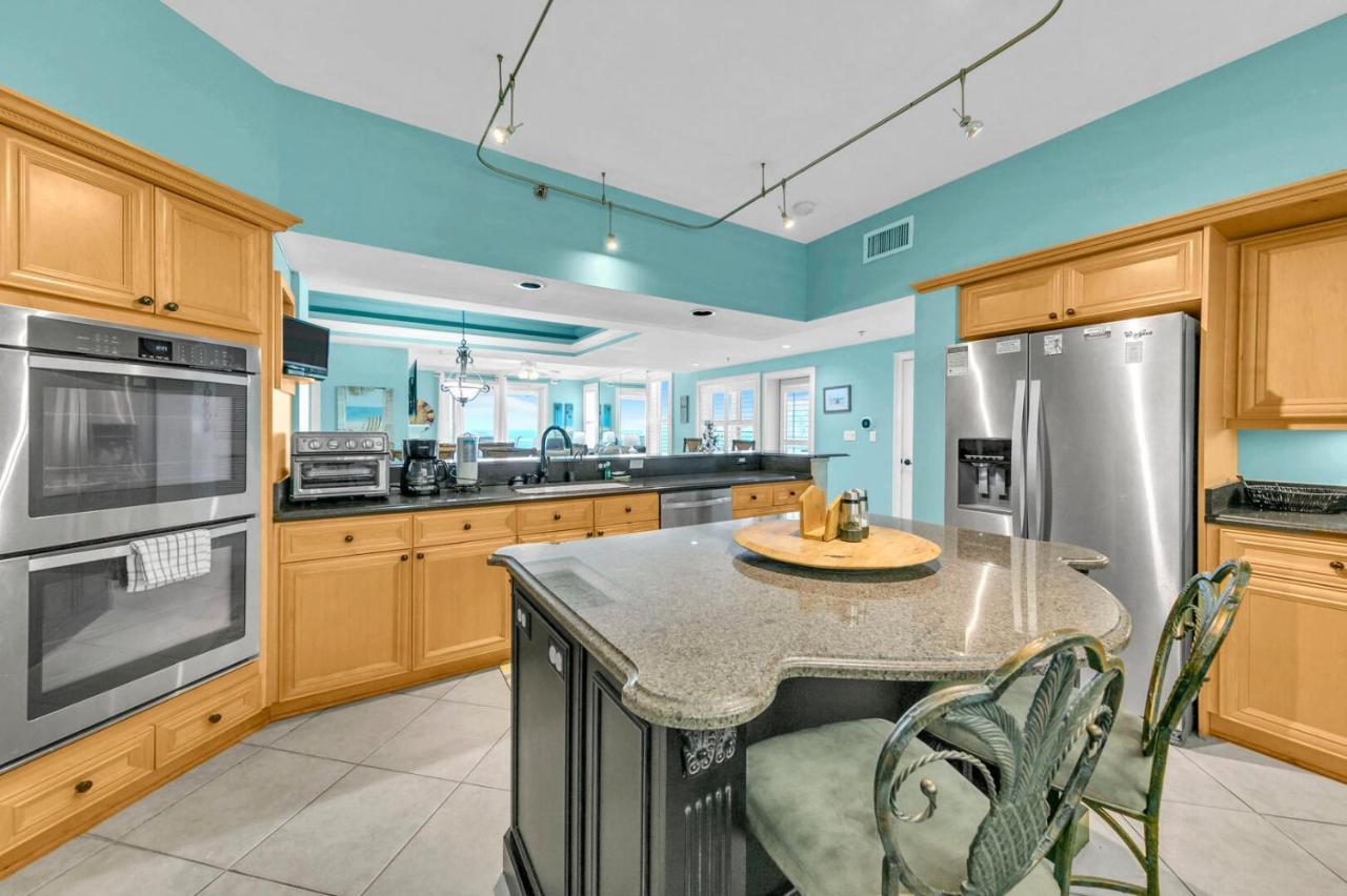 Holiday home Grandview 202 - Beach Front 3br In Miramar Beach *