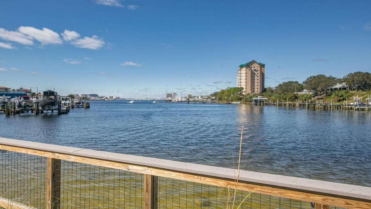 Dolphin Point 502b - 2br On Isle With Harbor View Destin