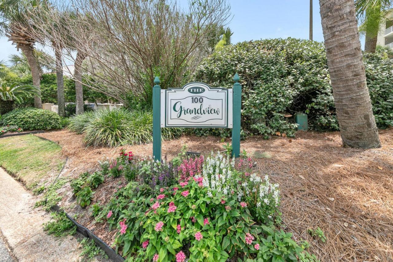 Holiday home Grandview 202 - Beach Front 3br In Miramar Beach *