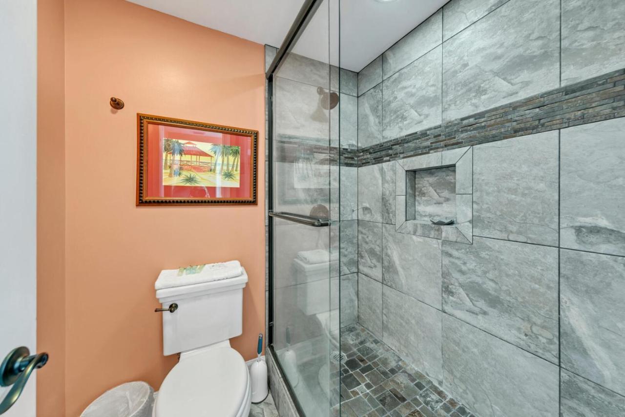 Grandview 202 - Beach Front 3br In Miramar Beach Holiday home Destin