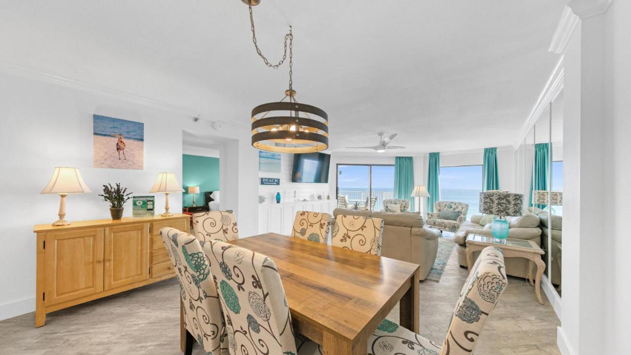 Inlet Reef 607 - Front And Spacious With Free Service Holiday home Destin