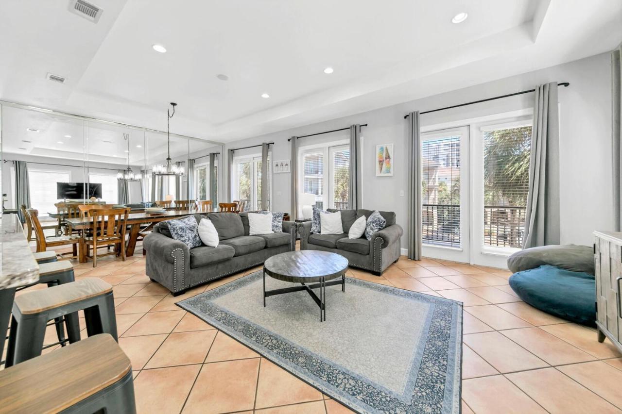 Our Destiny In Dunes Of - Is A 4br With Private Pool And Close Access *