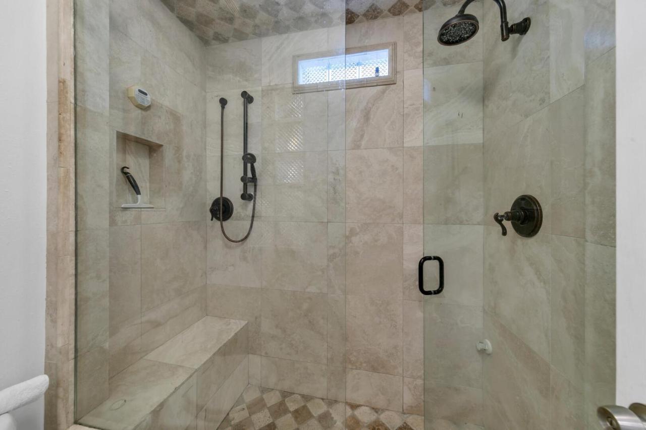 Henderson Haus - Is A Fabulous 3br Townhome In * Destin