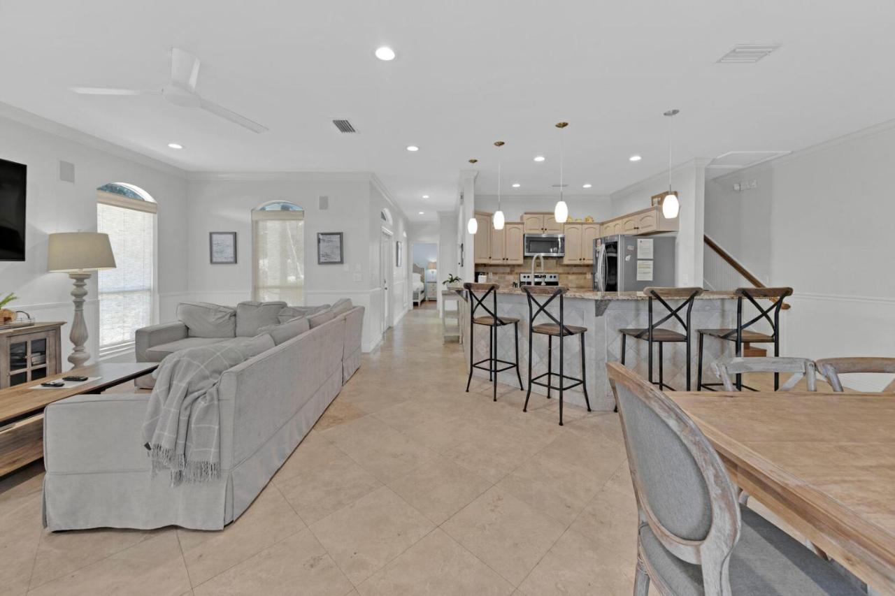 Palmetto Palms - 4br In Emerald Shores *