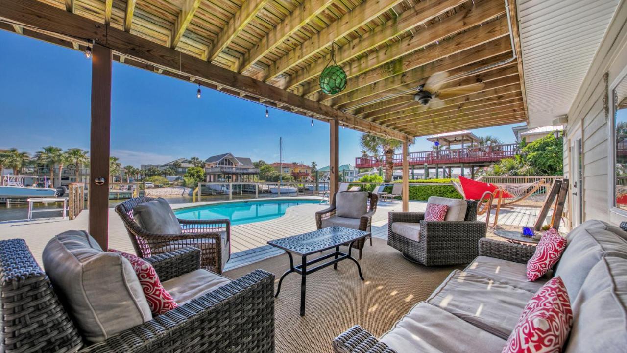 Palm Breeze - Is A 4br With Private Pool And Boat Dock In Holiday home *