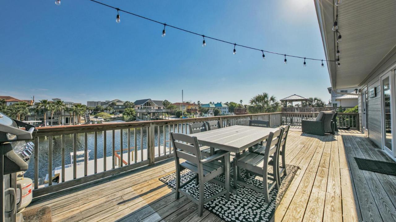 Palm Breeze - Is A 4br With Private Pool And Boat Dock In * Destin