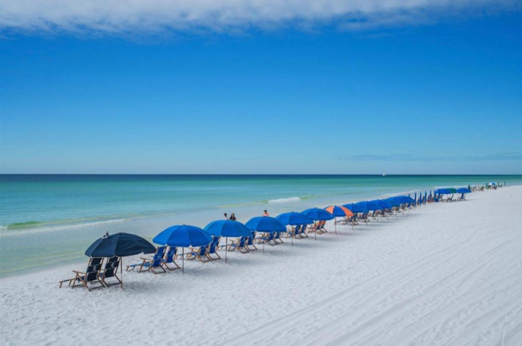 Front Relaxing Get Away On Beautiful Emerald Coast