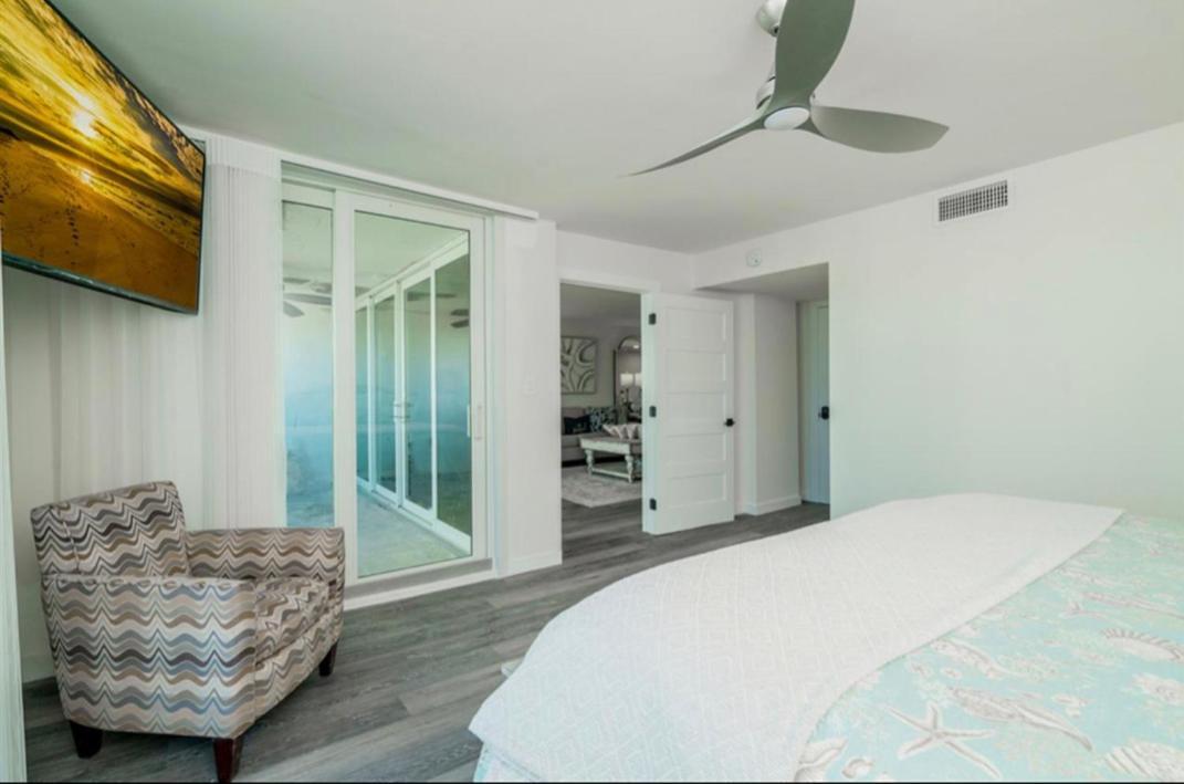 Front Relaxing Get Away On Beautiful Emerald Coast *