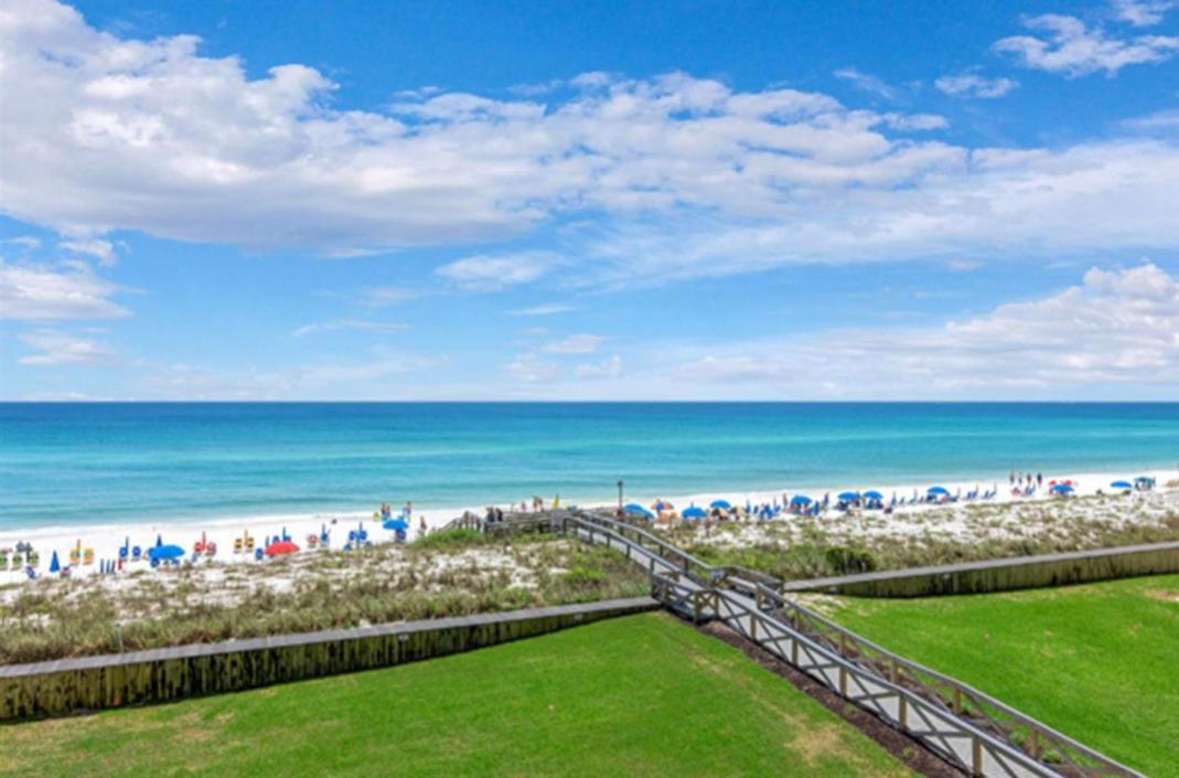Front Relaxing Get Away On Beautiful Emerald Coast Destin