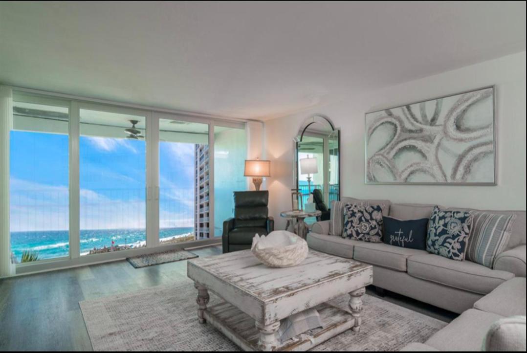 Front Relaxing Get Away On Beautiful Emerald Coast * Destin