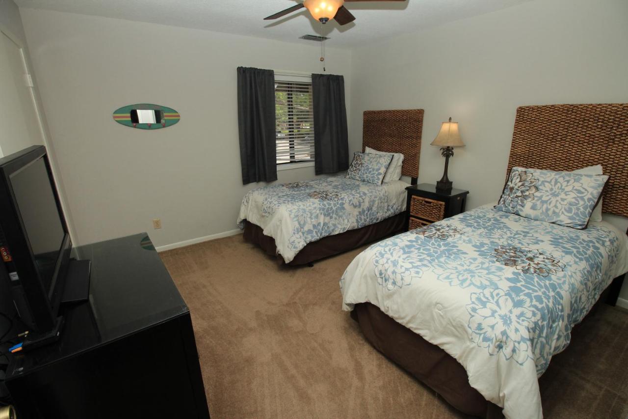 Charming 2 Bed 2 Bath Overlooking Horseshoe Lake. Sandestin. * Destin