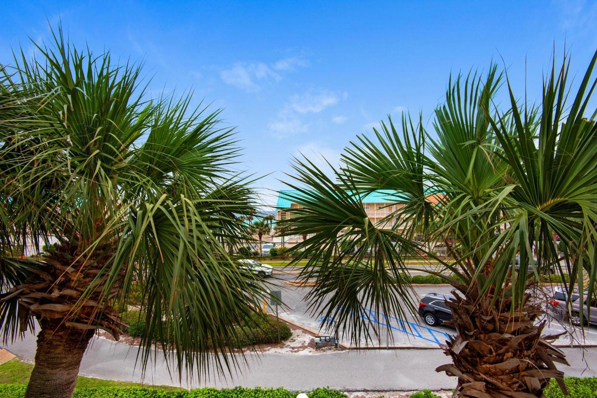 Grand Caribbean West 303 Apartment *