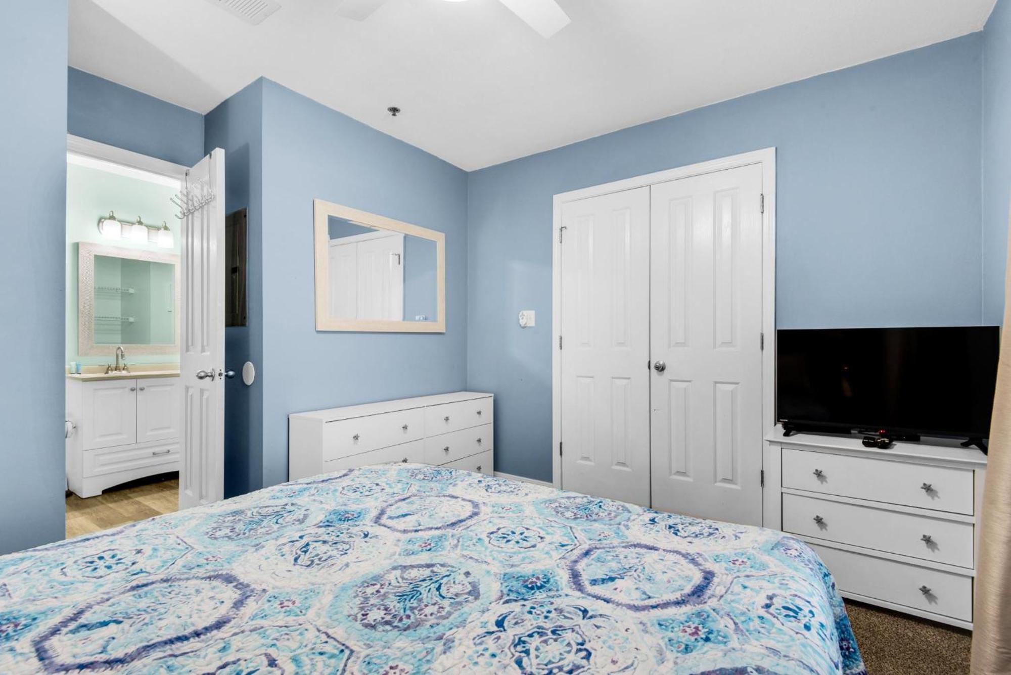 Grand Caribbean West 303 Apartment *