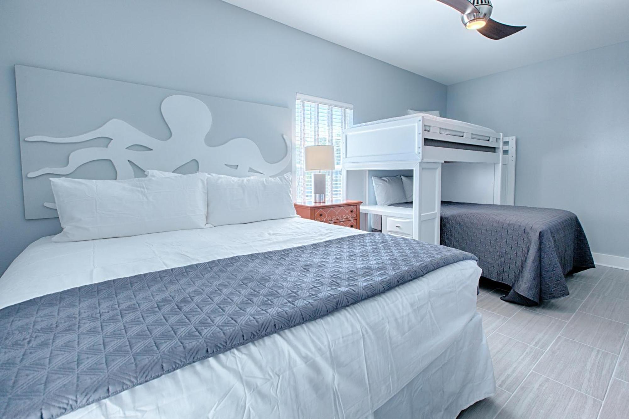 Pier Destiny 66 Pompano Street Holiday home